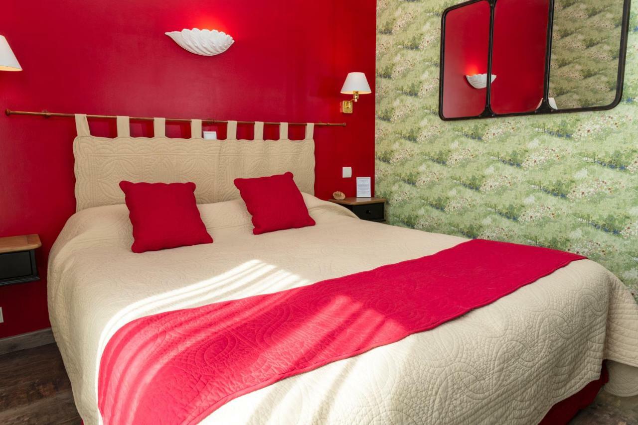 Logis Hotels Restaurant La Mere Hamard Semblancay Екстер'єр фото